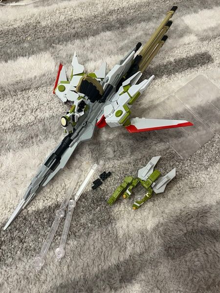 【最終値下げ】HGデスティニーガンダムSpec2&ゼウスシルエット ゼウスシルエット単体