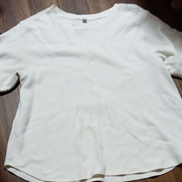 ユニクロ 七分袖Tシャツ オフホワイト Mサイズ