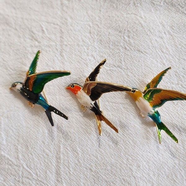 ブローチ 鳥 3羽セット カラフル ツバメ