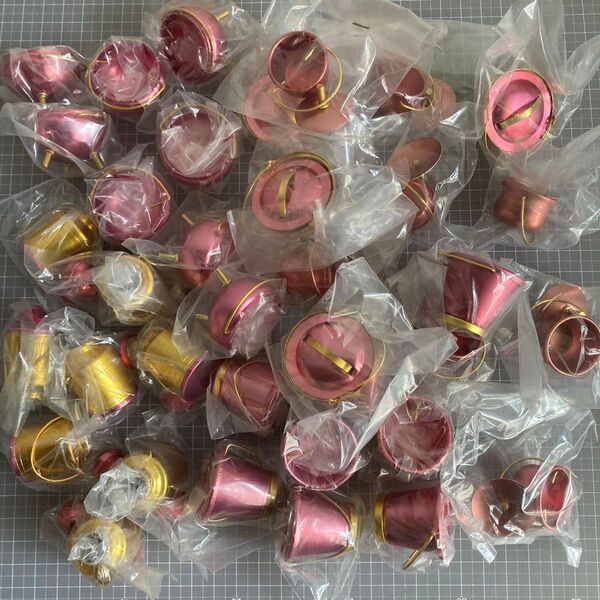 ミニチュア フィギュア まとめ売り 大量 セット 鍋 バケツ ポット ナベ 玩具 グッズ コレクション ミニ おもちゃ 玩具
