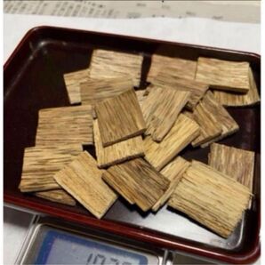 ベトナム産香木 上シャム沈香角割10g 六國五味聞香用伽羅