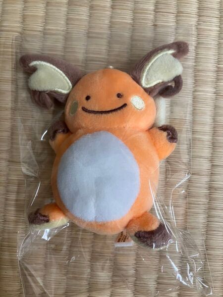 ポケモンセンター ぬいぐるみ メタモン変身 マスコット ライチュウ