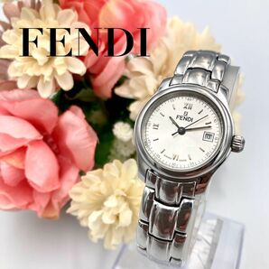 FENDI フェンディ 210L 腕時計 クォーツ デイト レディース シルバー FF ラウンド ステンレス 稼働品