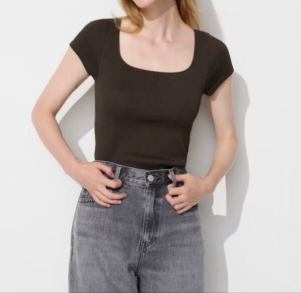UNIQLO リブスクエアネックブラT/スリムフィット