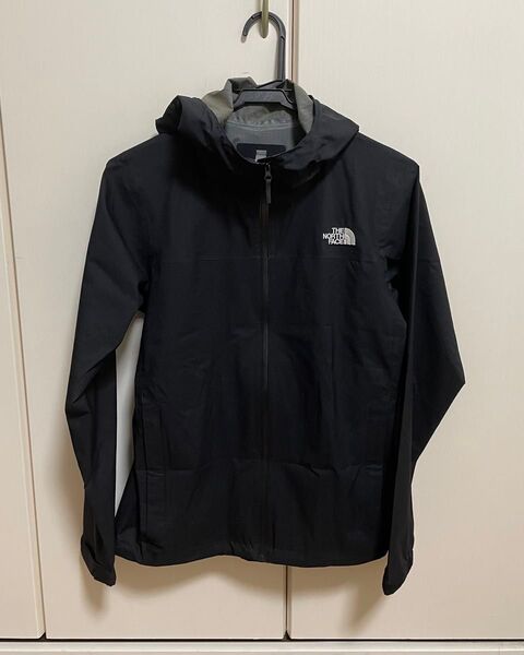 新品未使用に近い ノースフェイス THE NORTH FACE マウンテンパーカー VENTURE JACKET レディースM 黒