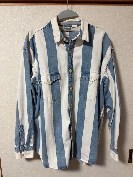 Levi's リーバイス ストライプシャツ (オーバーサイズ)