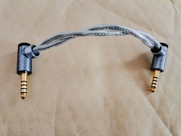 ESSENCE AUDIO EMOTION 4.4mm to4.4mm ICケーブル