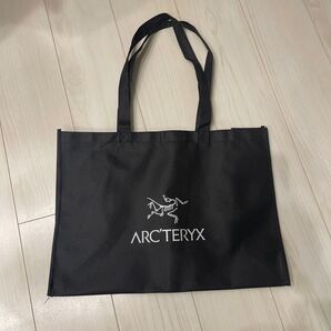 ARC’TERYX アークテリクス 直営店 ショッパー (中)