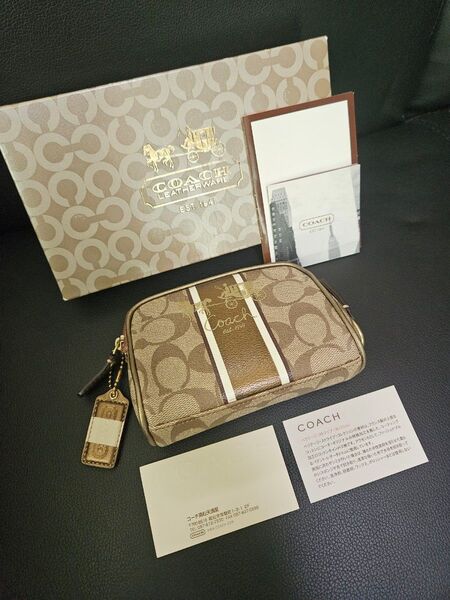 【未使用品】COACH コーチ ポーチ 小物入れ ブラウン×ゴールド×ベージュ