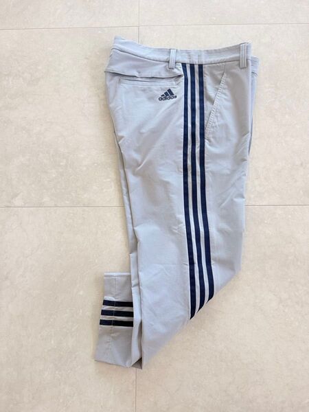 美品 adidas golf / アディダスゴルフ W79 通年 スリーストライプパンツ ゴルフウエア グレー ネイビーストライプ
