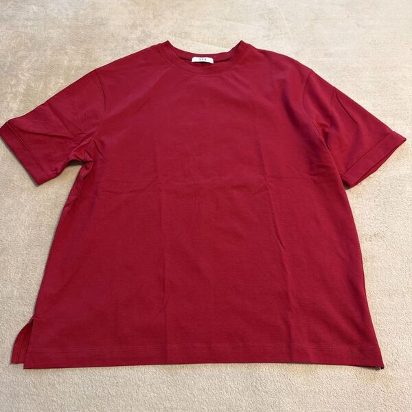 a.v.v(アー・ヴェ・ヴェ) ロールアップハーフスリーブTシャツ (レッド)
