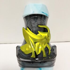 仮面ライダーリバイス dxネオバッタバイスタンプ