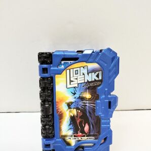 仮面ライダーセイバー DX ライオン戦記 ワンダーライドブック