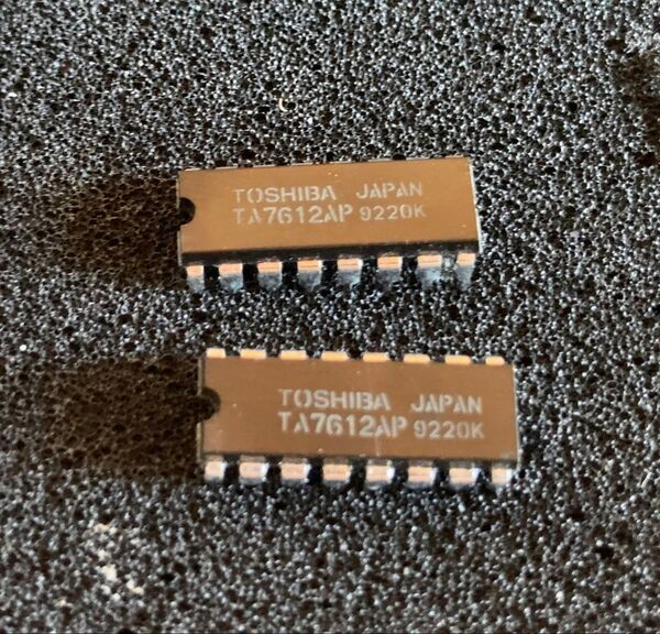 東芝 LED ドライバー TA7612P 2個