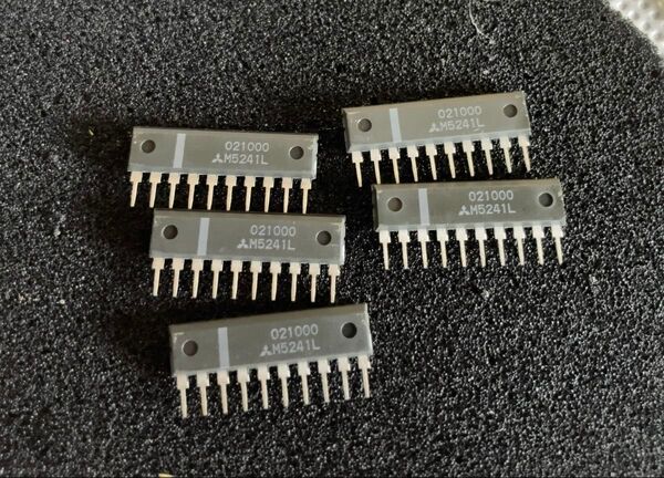 三菱 DUAL VCA FOR ELECTRONIC VOLUME CONTROL DESCRIPTION M5241L 5個