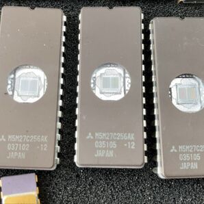 M5M27C256AK-12 三菱 UV EPROM 3個