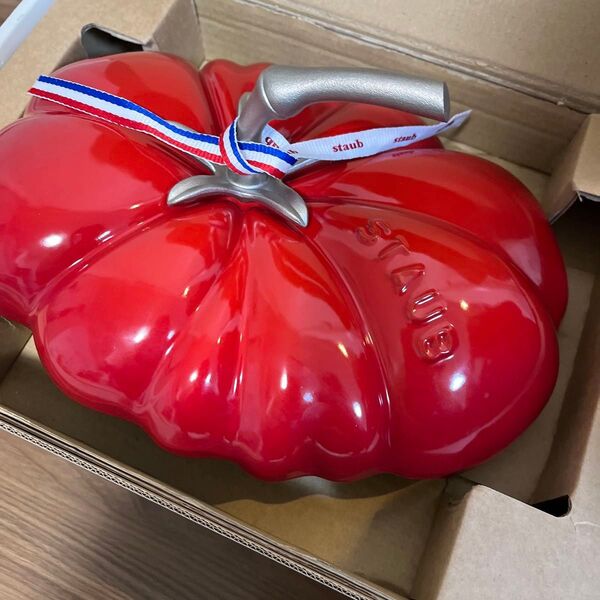 ストウブ トマト ココット 鋳物 STAUB 両手鍋