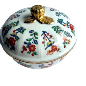 有田焼 其泉 柿右衛門様式絵付金彩 蓋もの ボンボニエール 小物入れ 陶磁器 花柄 金彩 美品