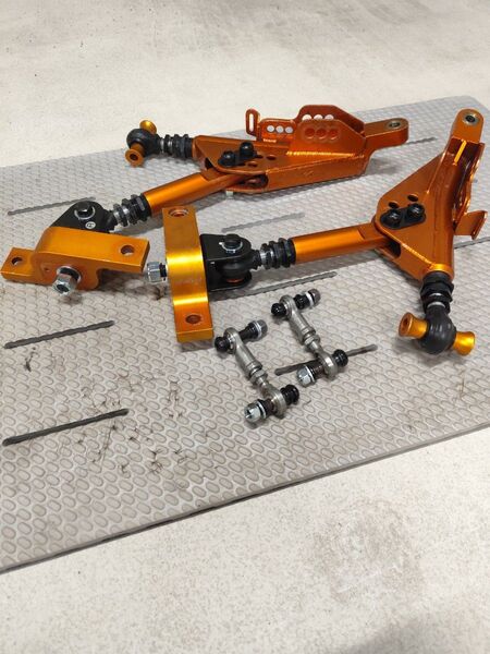 良品!!T-DEMAND フロントロアアーム クラウン 18 20 21 マークx 120 130 レクサス GS IS