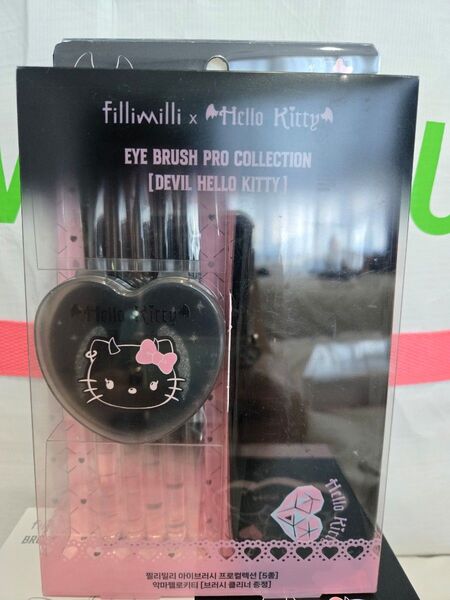 fillimilli×ハローキティ アイシャドウブラシセット小悪魔キティ