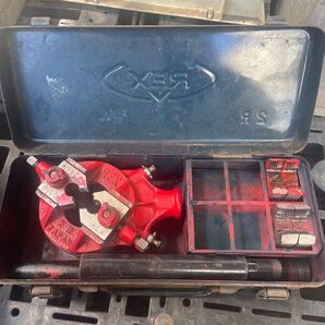 REX レッキス ベビーリード型 手動パイプねじ切り機 2R 手動ねじ切り機 ケース付