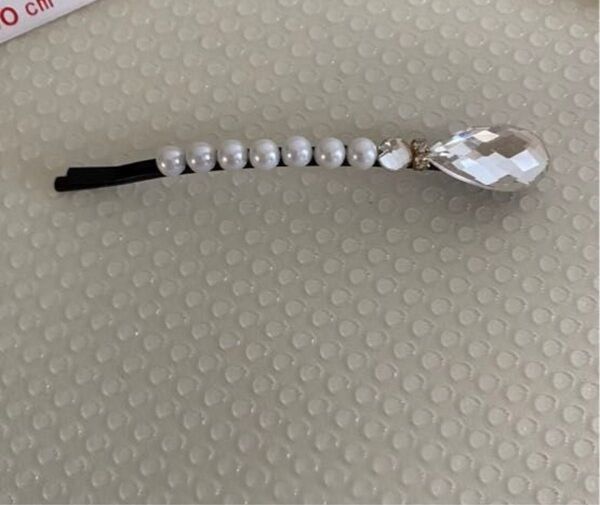 ヘアアクセサリー ピン パール ビジュー 髪留め バレッタ