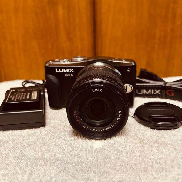 Panasonic LUMIX DMC-GF6 ミラーレス一眼 レンズキット パナソニック