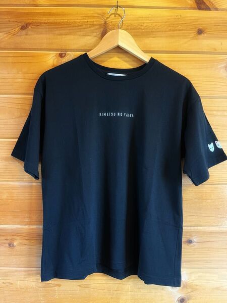 【美品】鬼滅の刃 Tシャツ M-Lサイズ(送料込み)アニメTシャツ