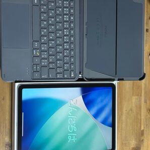 【美品/公式保証付!(2026年3月)】iPad Air M2 11 第6世代(iOS 26 beta)128GB +キーボード