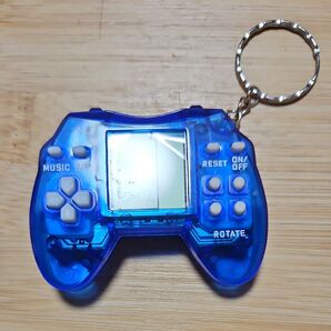 ミニレトロゲームコントローラー型キーホルダー