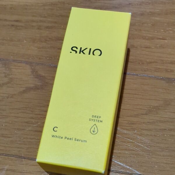 SKIO VC ホワイトピールセラム 薬用美白美容液 新品未開封