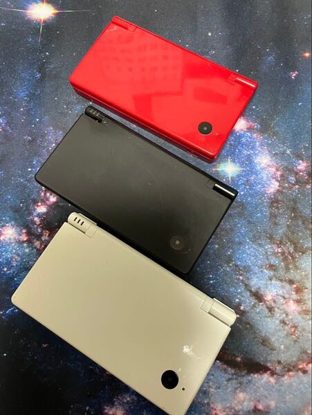 中古、ニンテンドーDS i 本体 3個セット レッド ブラック ホワイト