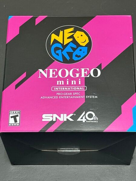 ネオジオ ミニ インターナショナル SNK 新品未開封SNK NEOGEO Mini アーケードコンソール - 40周年記念版 |