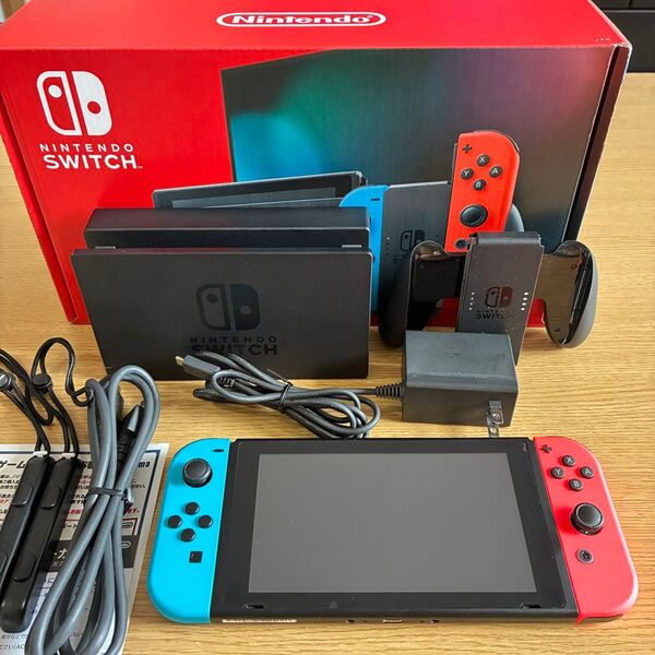 【美品】Nintendo Switch 本体 バッテリー強化版 保護フィルム、SDカード64GB付き 付属品全てあり