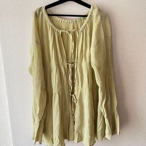 LOWRYSFARM ローリーズファーム/シャーリングブラウス ロング イエロー
