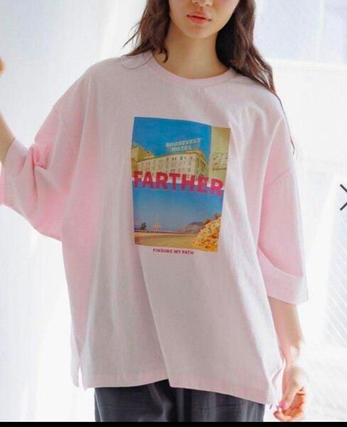【値下げ中です!再出品も可能です!】Niko and ニコアンド バック布帛CITYフォトTシャツ ピンク