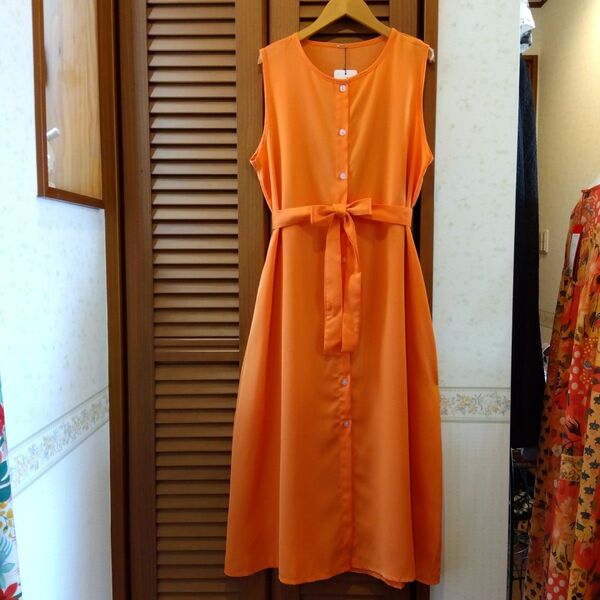 新品 オレンジ ノースリーブ ロングワンピース Lサイズ