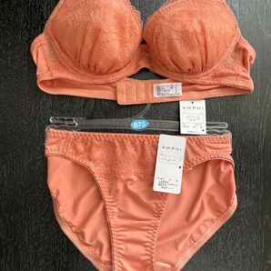 AMPHI丸胸メイクブラジャーショーツセットB75今だけお値下げ