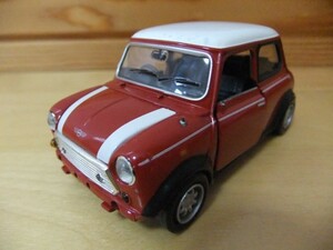 Diapet Agatsuma Diapet ROVER MINI COOPER 1.3 1/35 with translation made in China 