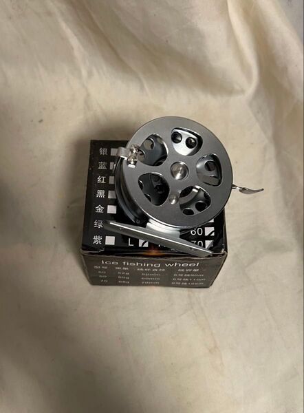 新品未使用品!フライリールアイスフィッシング60左ハンドル フリーレバーオールステンレス製 チヌ クロダイにも6号110M可軽量