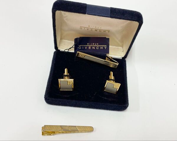 ♪GIVENCHY タイピン カフスセット &おまけの2点セット ゴールド シルバー系