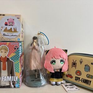 SPY×FAMILY ともぬい アーニャ ラウンドポーチ ヨル・フォージャー ロイド・フォージャーフィギュア