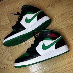 ほぼ未使用 ナイキ GS エアジョーダン1 ミッド "グリーン トゥ 23.5センチNIKE