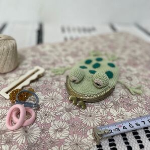 ハンドメイド あみぐるみ がま口 カエル グリーン