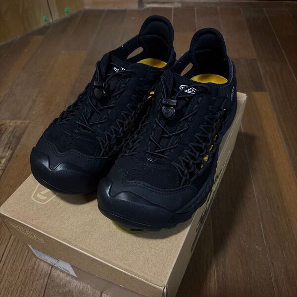 KEEN キーン UNEEK NXIS ユニークネクシス 26.5cm サンダル