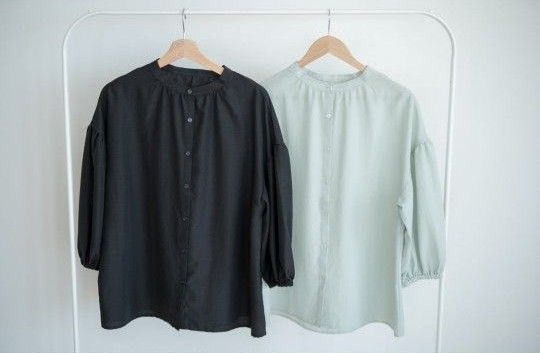 未使用タグ付き。プチプラのあや ディアフル そでボリュームトップス ブラック