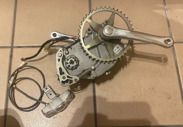 ヤマハ 電動自転車用モーター 完動品 X82-10 ライト付き