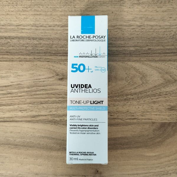 SUMMER SALE ラロッシュポゼ UVイデア XL プロテクショントーンアップライト SPF50+ 30ml パールホワイト