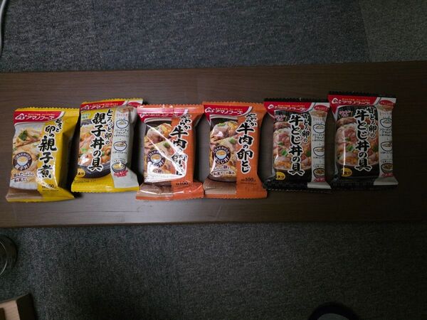 ①アマノフーズ親子丼、牛とじ丼計6個
