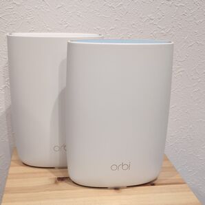 NETGEAR Orbi AC3000 Tri-band WiFiルーター(RBR50v2) 2台セット